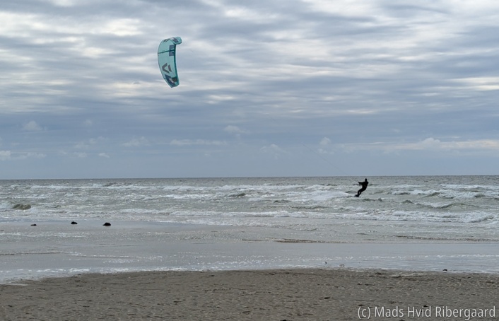 Kitesurfer ved R&oslash;m&oslash;
